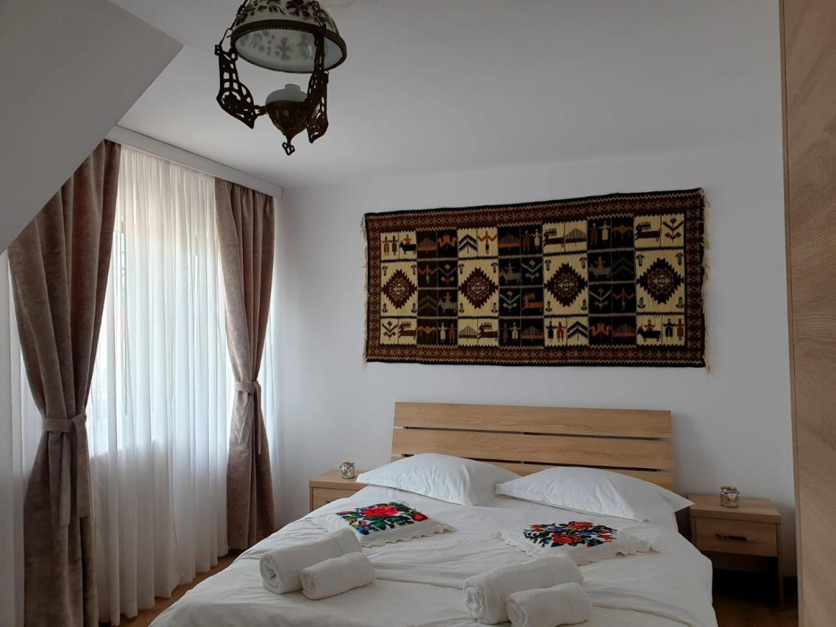 مبيت وإفطار Rozavlea Casa Tomsa الغرفة الصورة