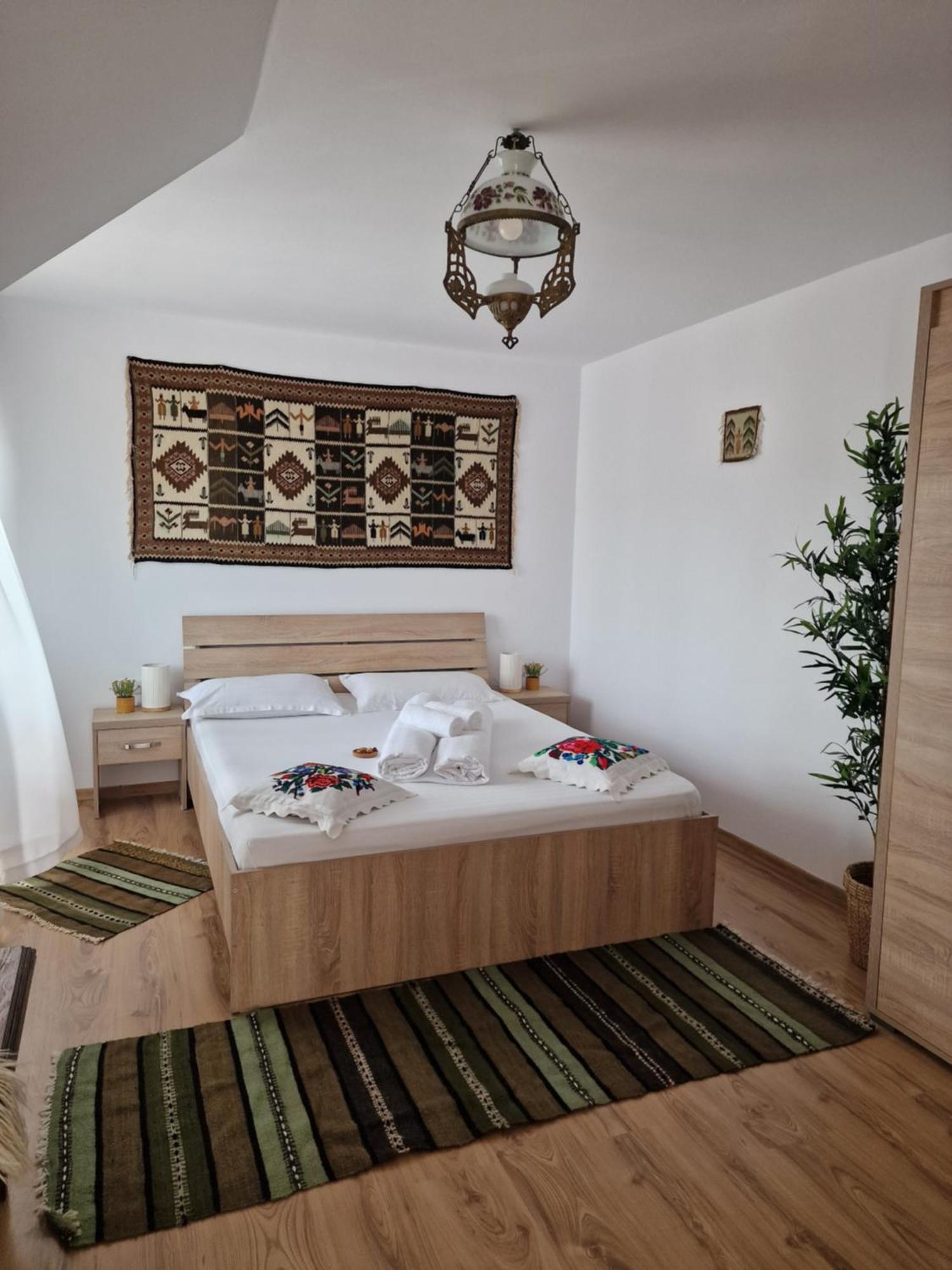 مبيت وإفطار Rozavlea Casa Tomsa المظهر الخارجي الصورة